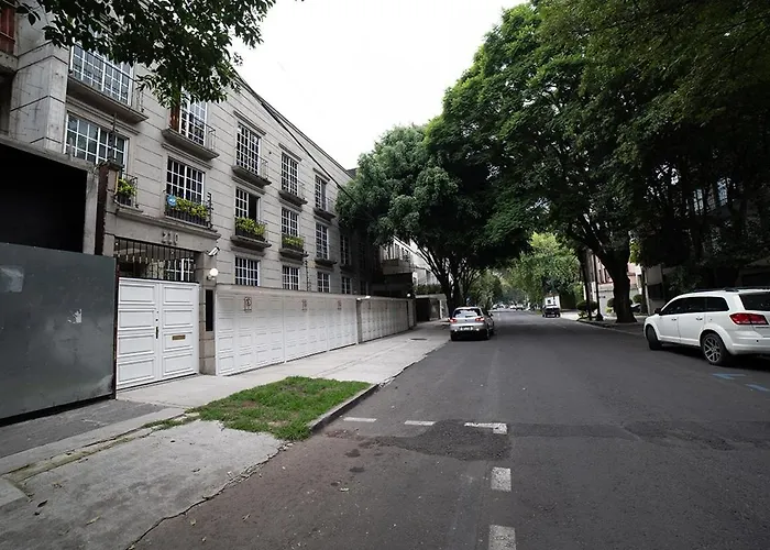 Caravansaro Goldsmith 212 Polanco Guest house Mexico City