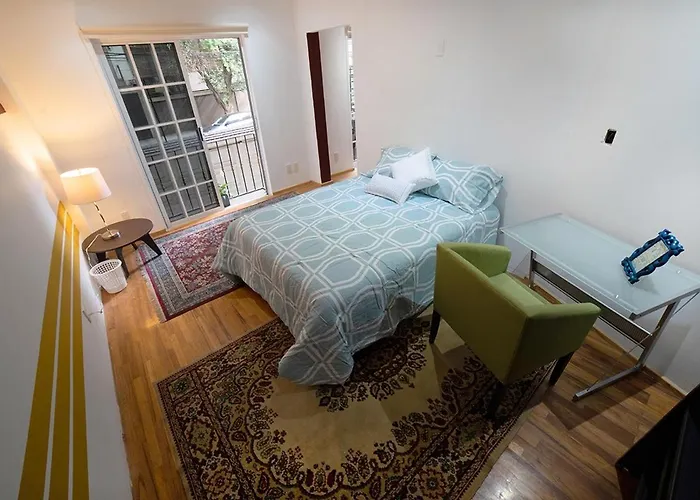 Caravansaro Goldsmith 212 Polanco Guest house