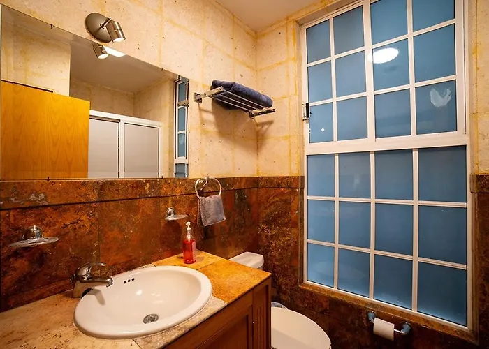 Guest house Caravansaro Goldsmith 212 Polanco
